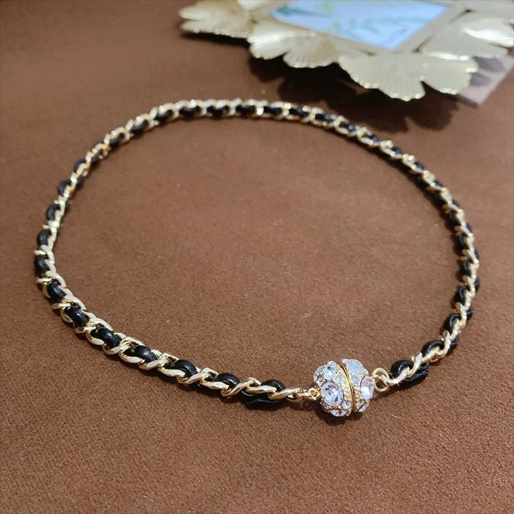 Elegante Collar Magnético🖤